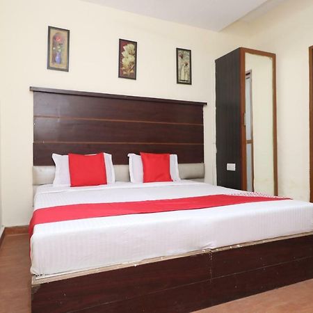 Abadpura Oyo 29852 Hotel Golden View מראה חיצוני תמונה