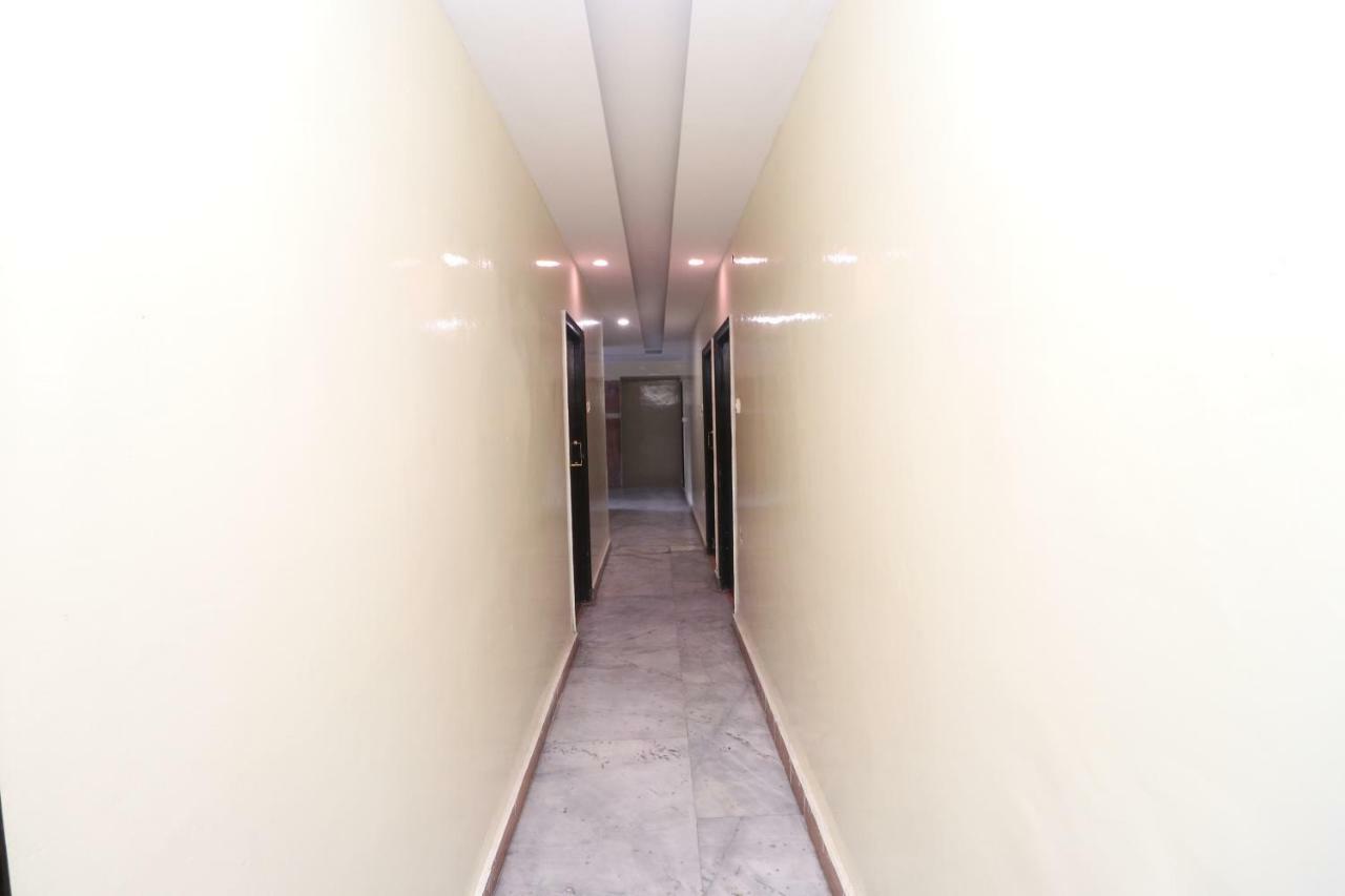 Abadpura Oyo 29852 Hotel Golden View מראה חיצוני תמונה