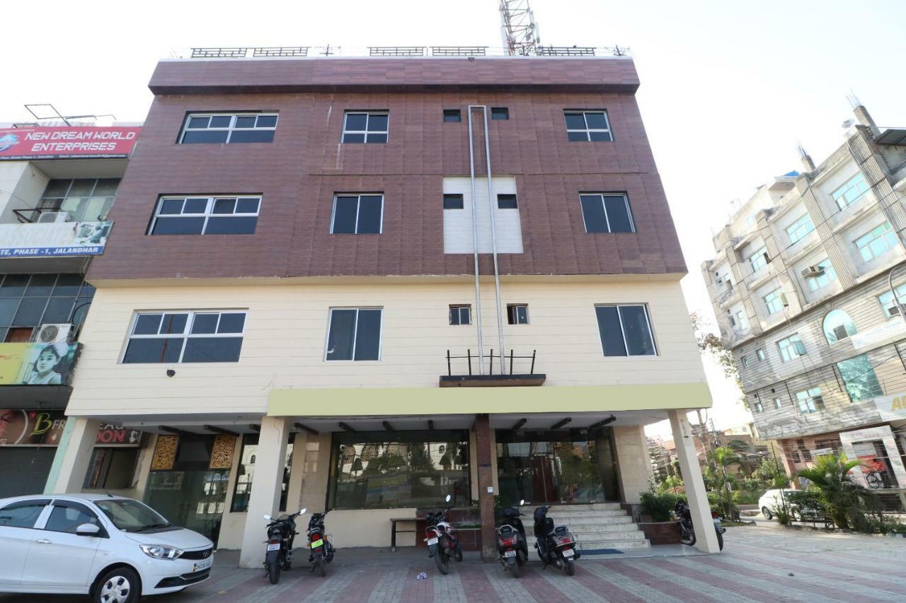 Abadpura Oyo 29852 Hotel Golden View מראה חיצוני תמונה